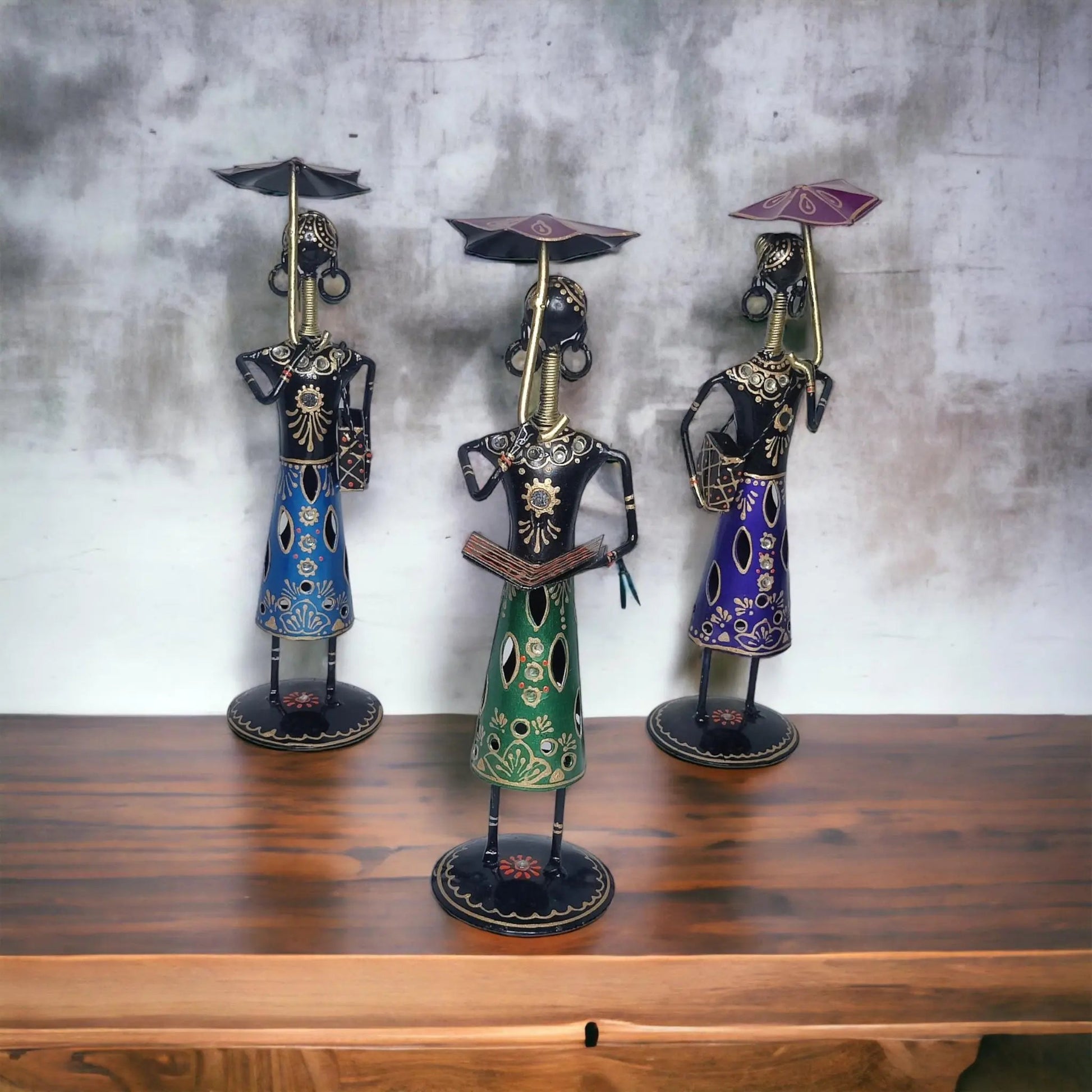 HANDCRAFTED METAL UMBRELLA DOLL (SET OF 3) WINNKRAFT