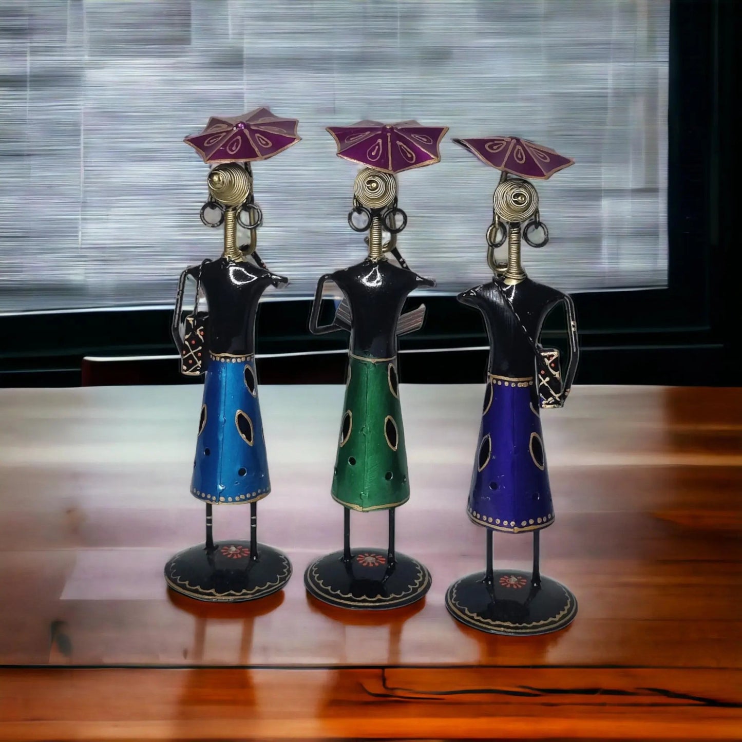 HANDCRAFTED METAL UMBRELLA DOLL (SET OF 3) WINNKRAFT