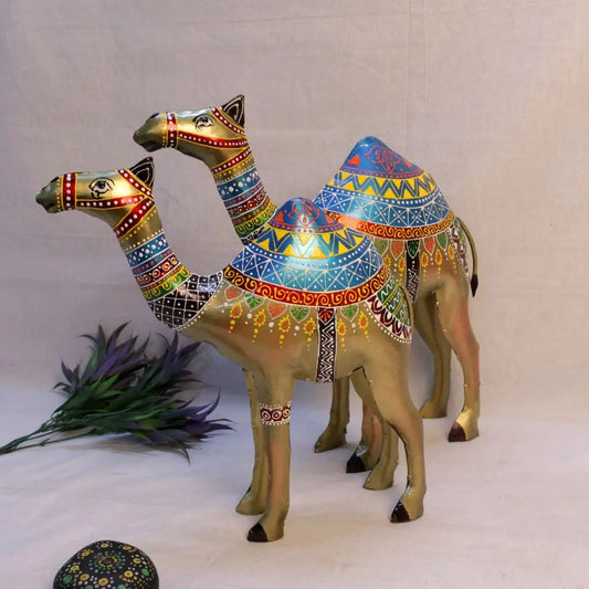 Hand-Painted Metal Camels WINNKRAFT